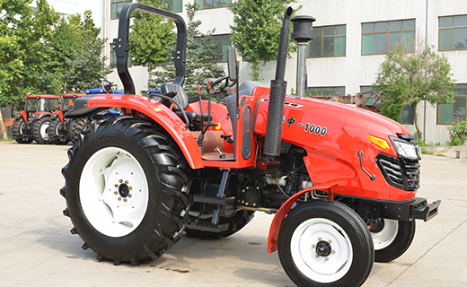 AG尊龙凯时-1000型拖拉机