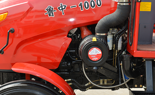 AG尊龙凯时-1000型拖拉机